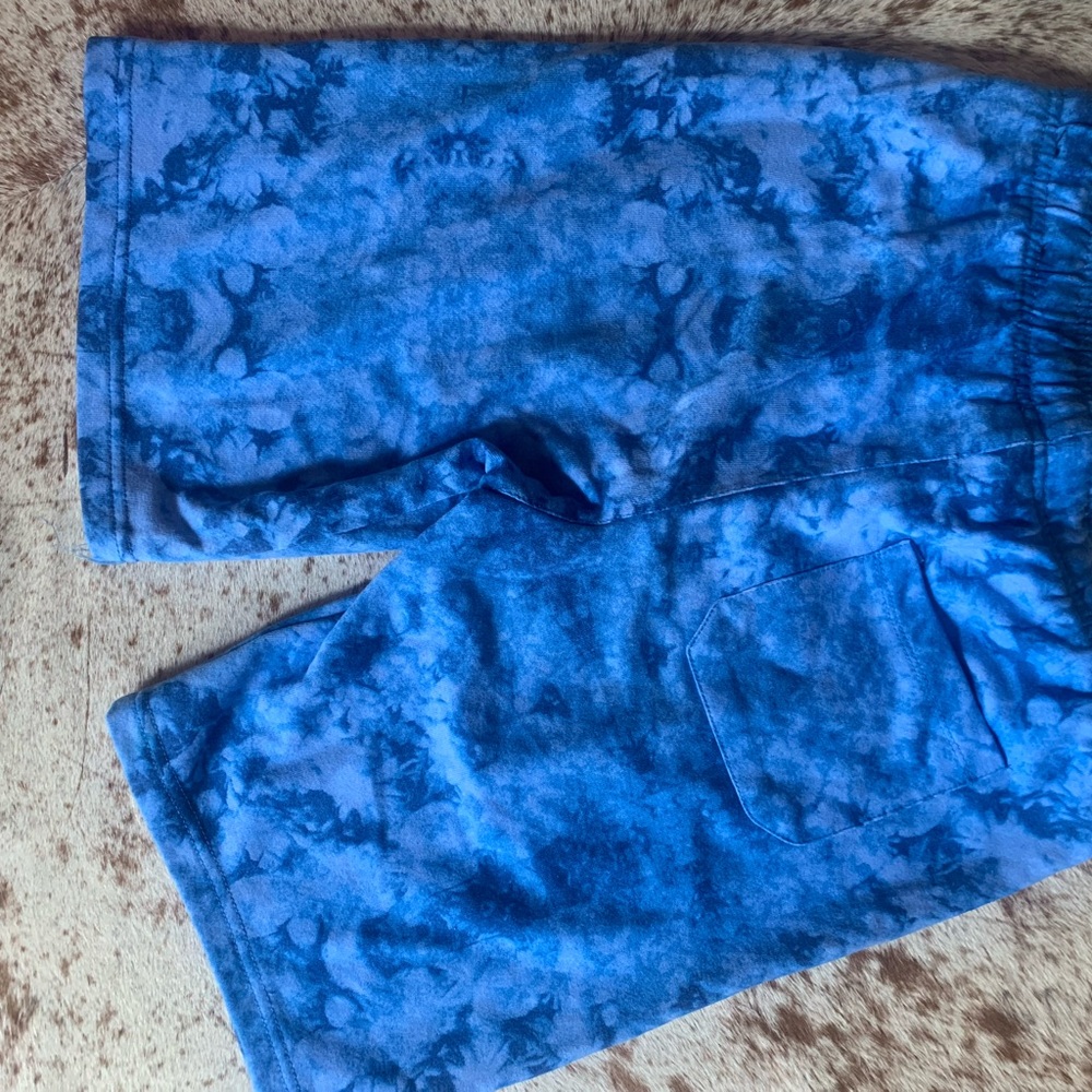 Short size S